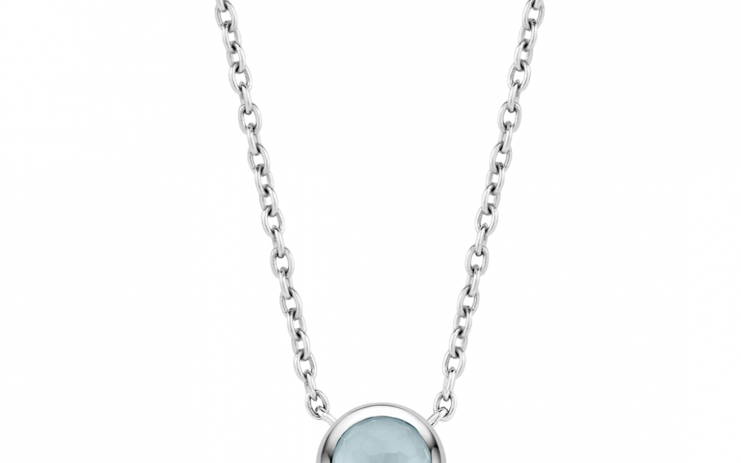 March Birthstone: Traditional (Bloodstone) and Modern (Aquamarine)