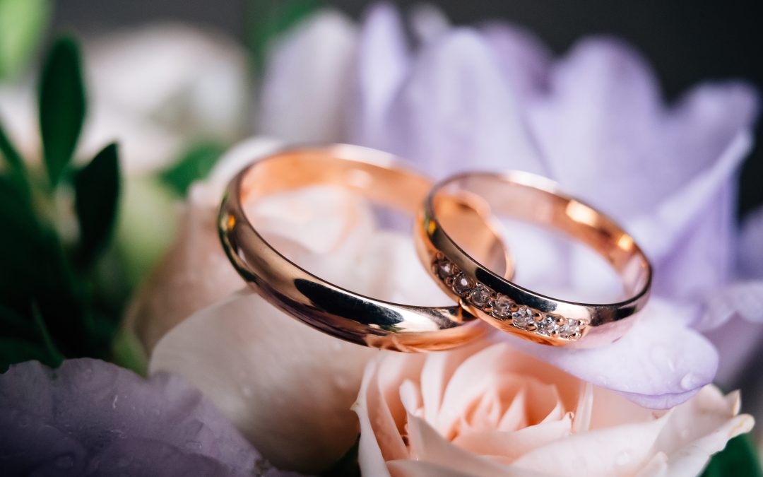 5 Tips to Choose the Perfect Wedding Bands in Sunrise