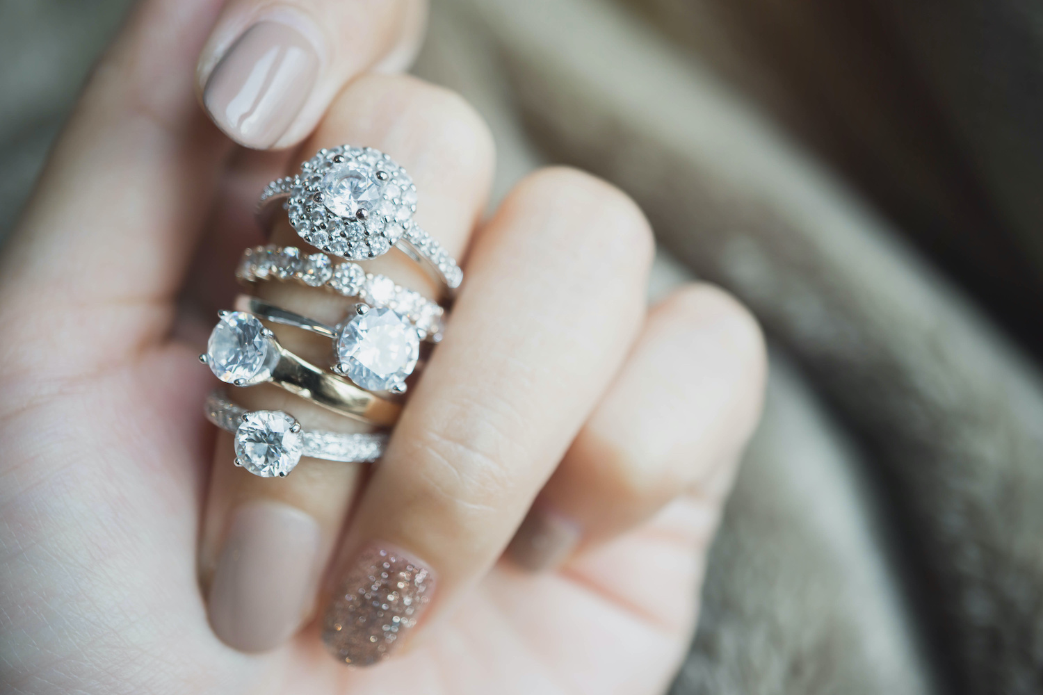How to Buy Engagement Rings in Fort Lauderdale Matthew's Jewelers