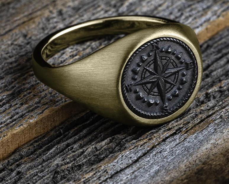 The Latest in Men’s Jewelry Trends for 2024